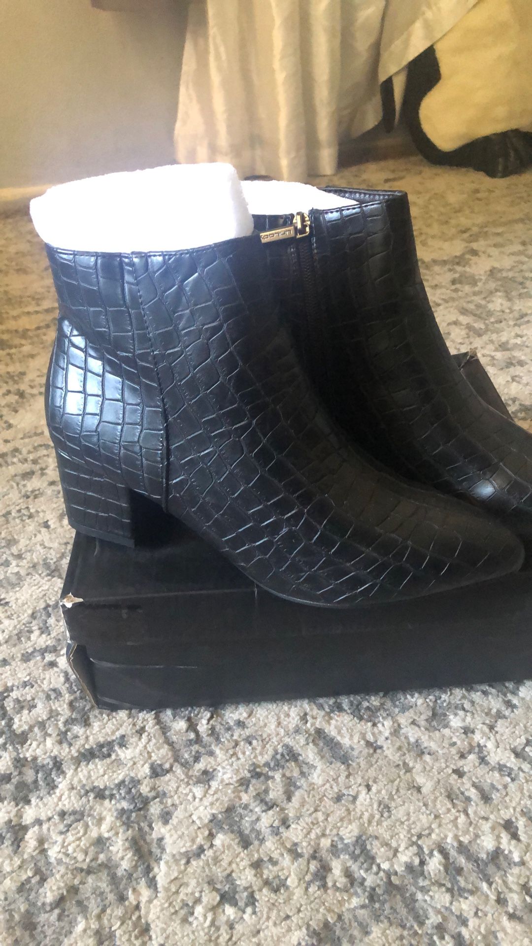 Black Snake Pattern Leather Heel Boots