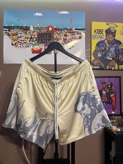 FIFTY2HUNDRED Cream Mesh Graphic Shorts with Flame Print