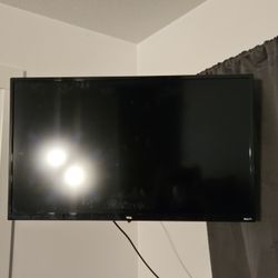 32" TLC Roku TV
