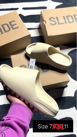 Yeezy Slides Size 7 & 11