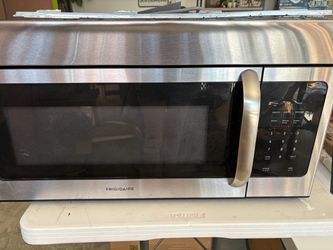 FRIGIDAIRE- Over Range Microwave, Works Great