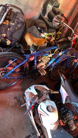 Beach cruiser motorbike