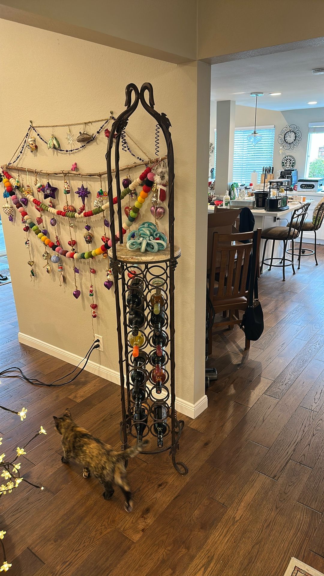 18 Bottle Wine Rack With Granite Shelf