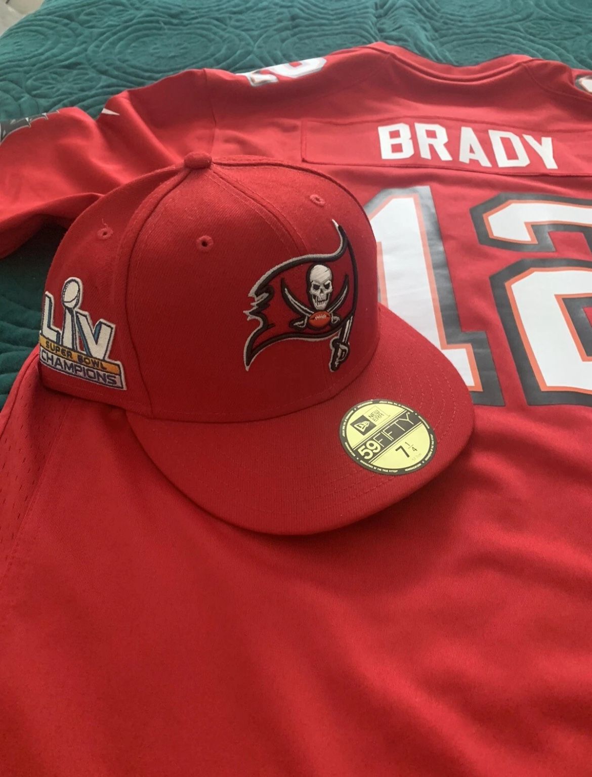 Tom Brady TampaBay Buccaneers Jersey Super Bowl Patch (Fitted 7 1/4 Included)