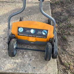 Fiskars StaySharp Max Reel Mower