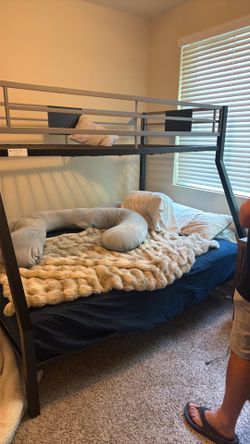 Bunk beds with mattress