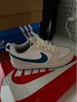 Nike Court Borough Low