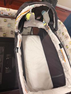 Baby Trend Pack ’n Play with Bassinet & Changing Table
