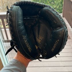 Youth Catcher’s Glove