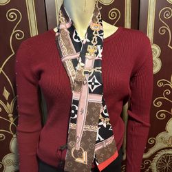 Louis Vuitton Reversible Silk Twilly Scarf  NWT