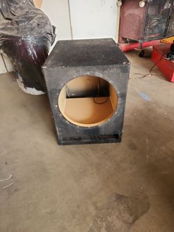 Empty Subwoofer Speaker Box Enclosure