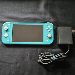 Nintendo Switch Lite in Turquoise