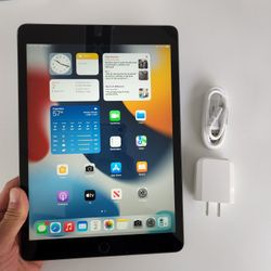Apple iPad 7 - Wifi - Like New 