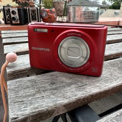 Vintage Olympus Digital Camera 