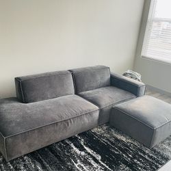 Jonathan Sectional W/ Ottoman, Carbon Gray, Like New, Perfect Condition