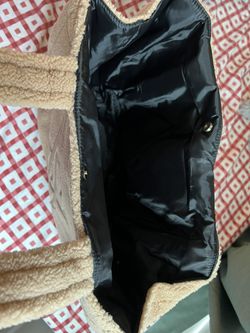 Victoria's Secret Tote bag for Sale in Laurel, MD - OfferUp