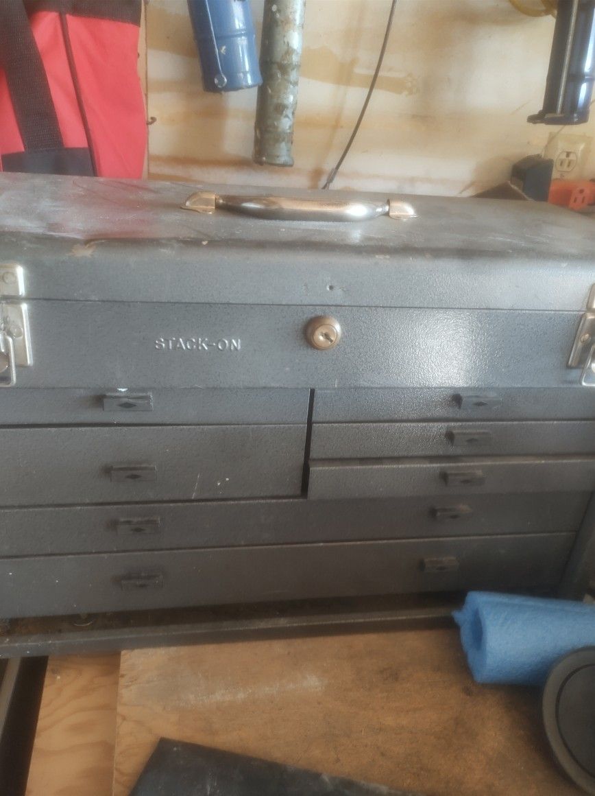 Heavy Duty Tool Box
