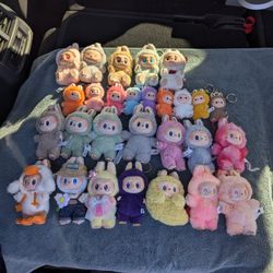 POPMART Discounted Items! 