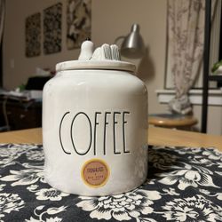 Ceramic Snoopy Coffee Jar 
