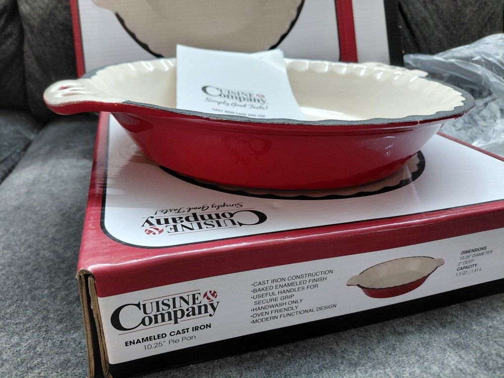 NEW!! Business Company Enameled Cast Iron Pie Pan