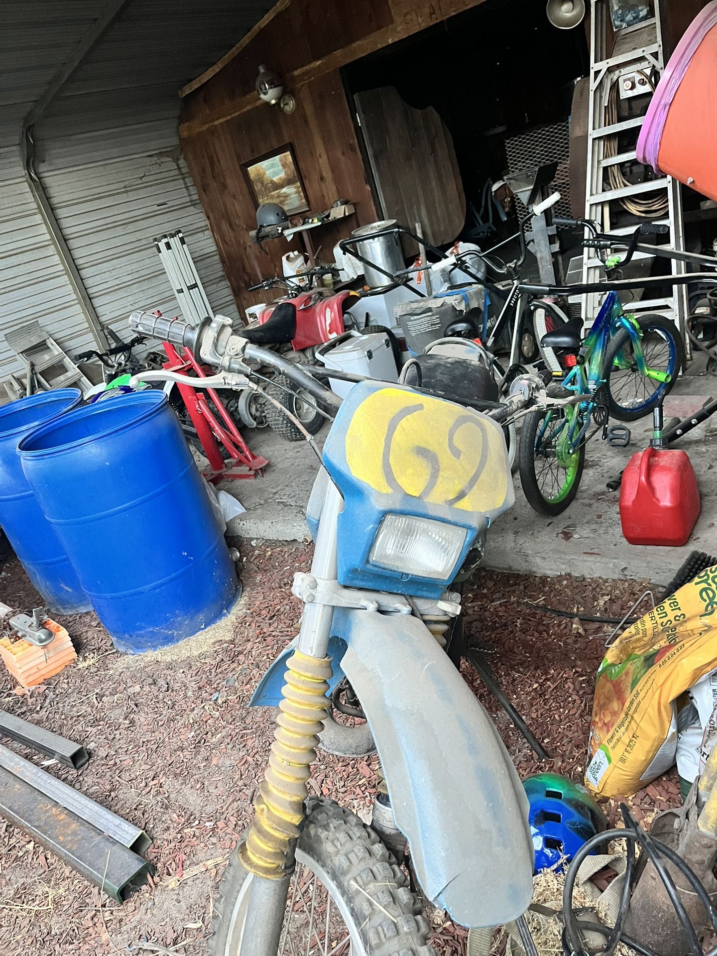 200cc Yamaha Dirt Bike