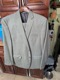 Ralph Lauren Hugo bus Two-Piece suit 42 regular and 38 regular