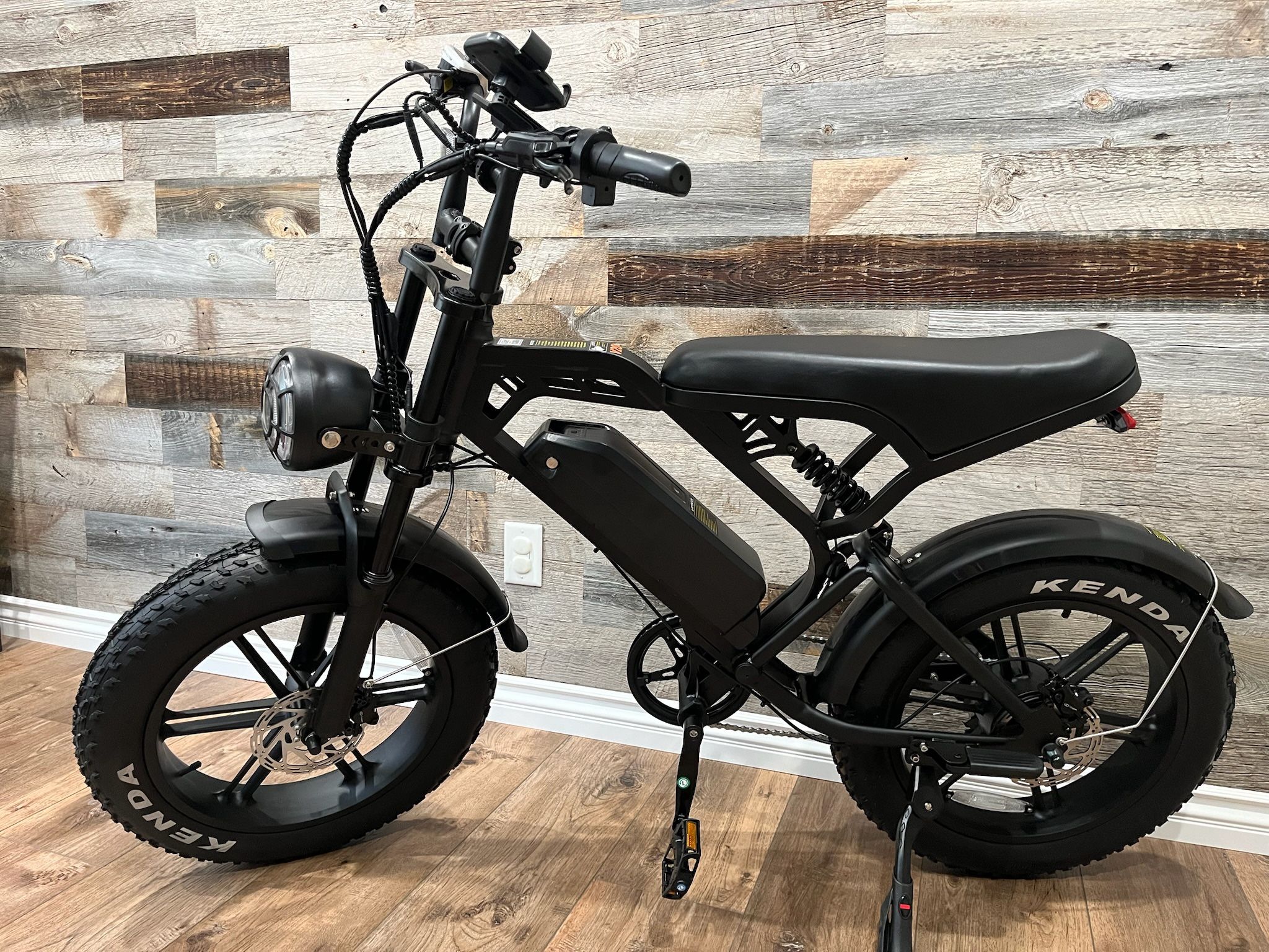 TAMOBYKE V20 E-BIKE (Hydraulic Brakes)