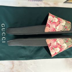 Gucci Slides Authentic With Dust Bag 