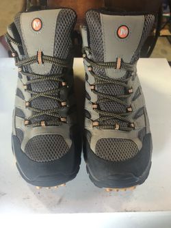 Merrell boots size 12 - Gortex, vibrant sole.