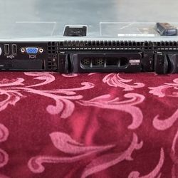 Dell PowerEdge 1950 Rack Mount Server