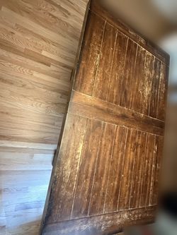 Free – Solid wood trestle dining table
