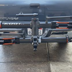 Kuat nv 2.0 fits 2 inch hitch has trail doc built in locks to lock bikes hitch pin lock  used 1 time like brand new $1000 rack with tax 