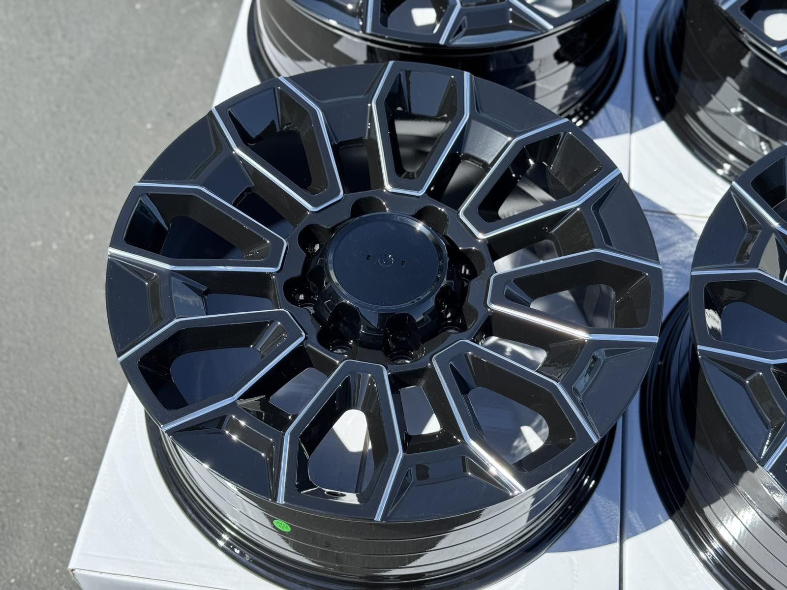 NEW ARRIVALS 22" Wheels 22x9 8x180 Rims Chevy Silverado GMC 2500HD 3500 Sierra 3500HD Chevrolet 2500 Denali AT4 AT4x Ultimate ZR2