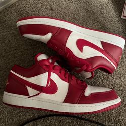 Nike Air Jordan 1 Low Cardinal Red Size 13 - Used