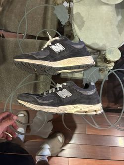 New Balance 2002r Dark Grey Size 11.5