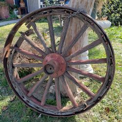 Antique Wagon Wheel