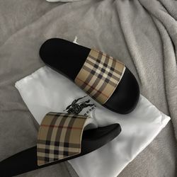 Burberry Slides 
