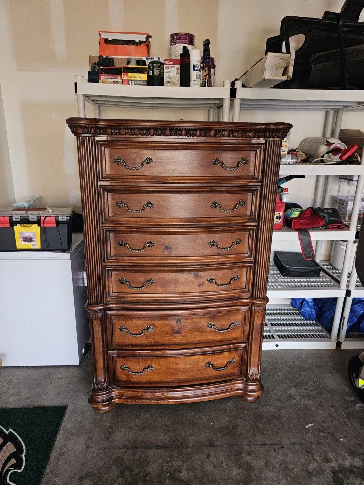 Wynwood 6 Drawer Chest