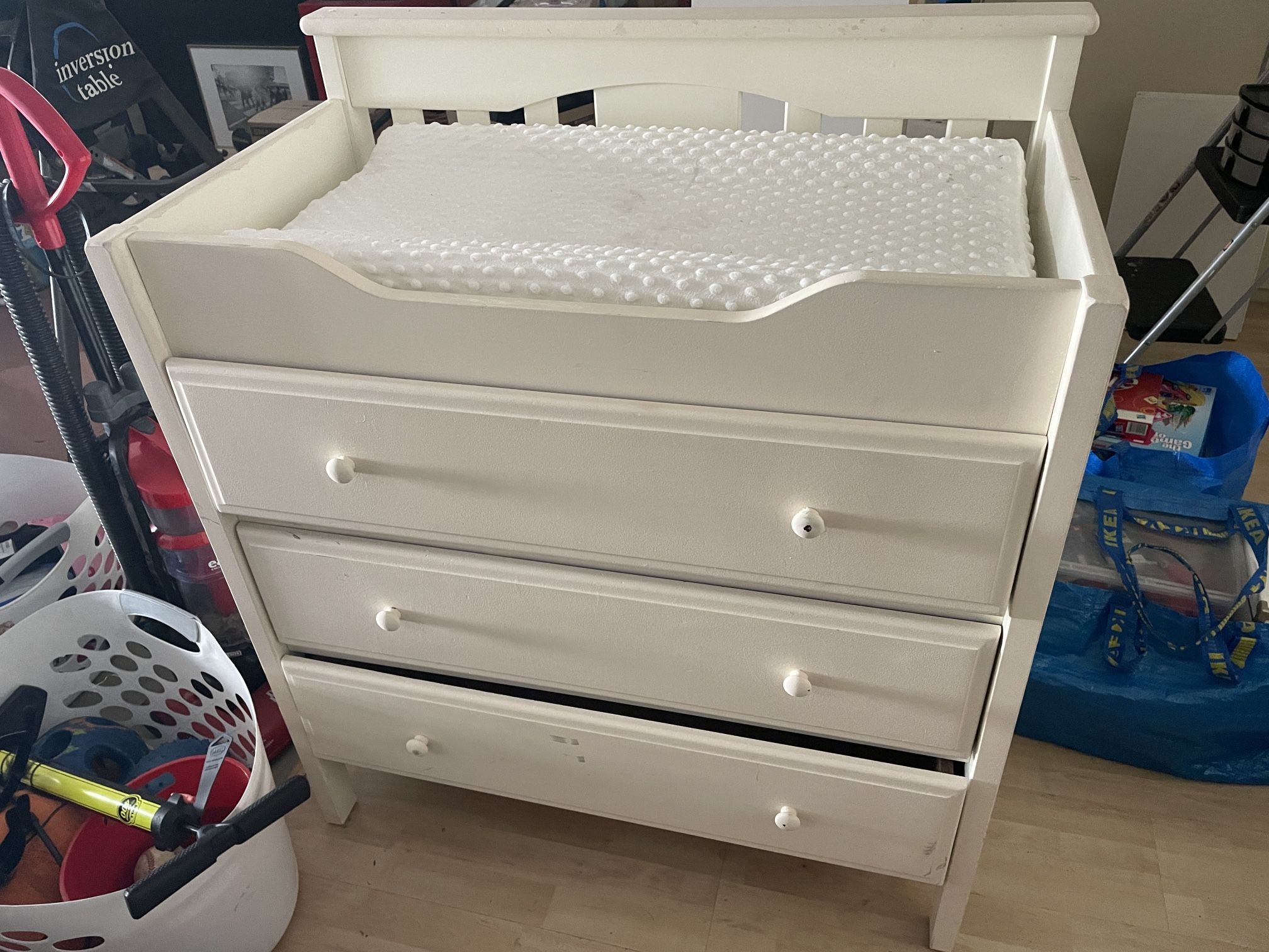 Baby Changing Table With Mattress And Washable Cover
