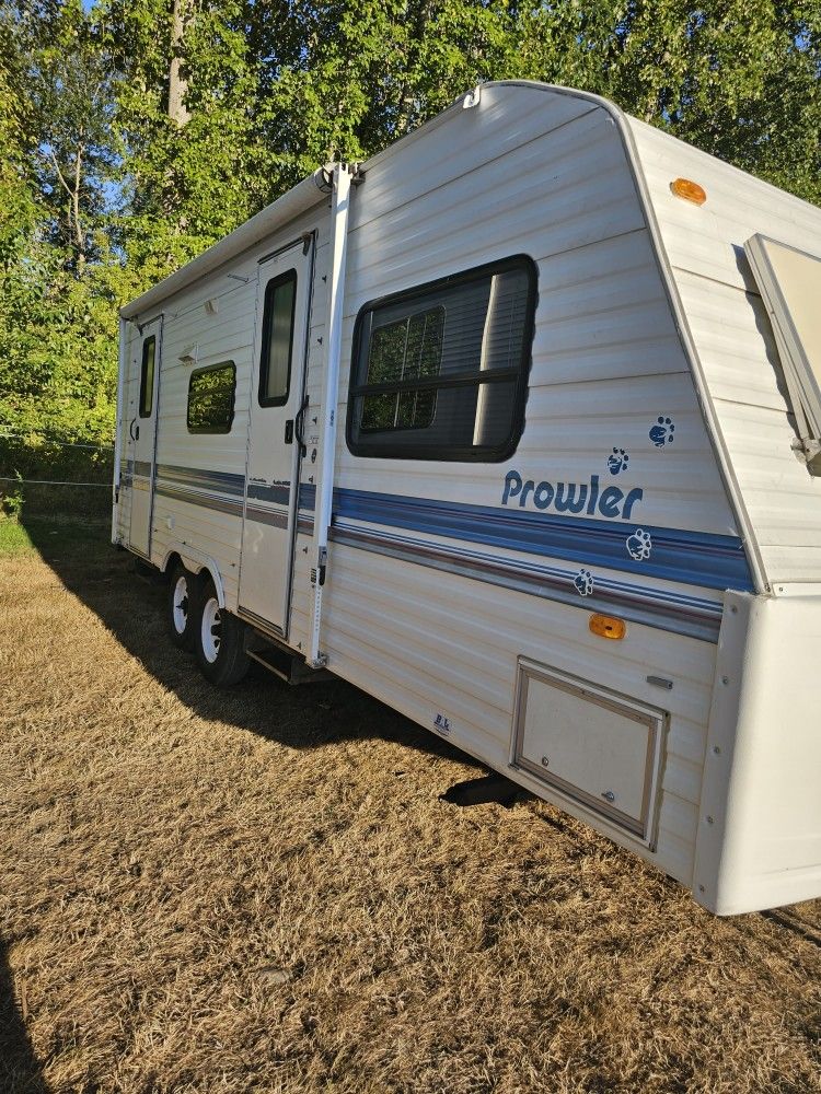 2000 Fleetwood Prowler
