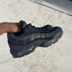 NIKE AIR MAX 95 