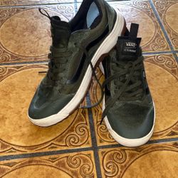 Mens Vans Ultra Range(Hunter Green)Size11 $25