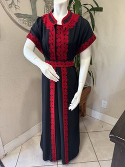 Abaya 2 pieces and a belt