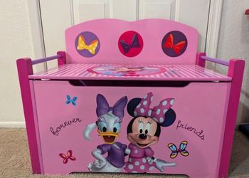 Toy chest/box
