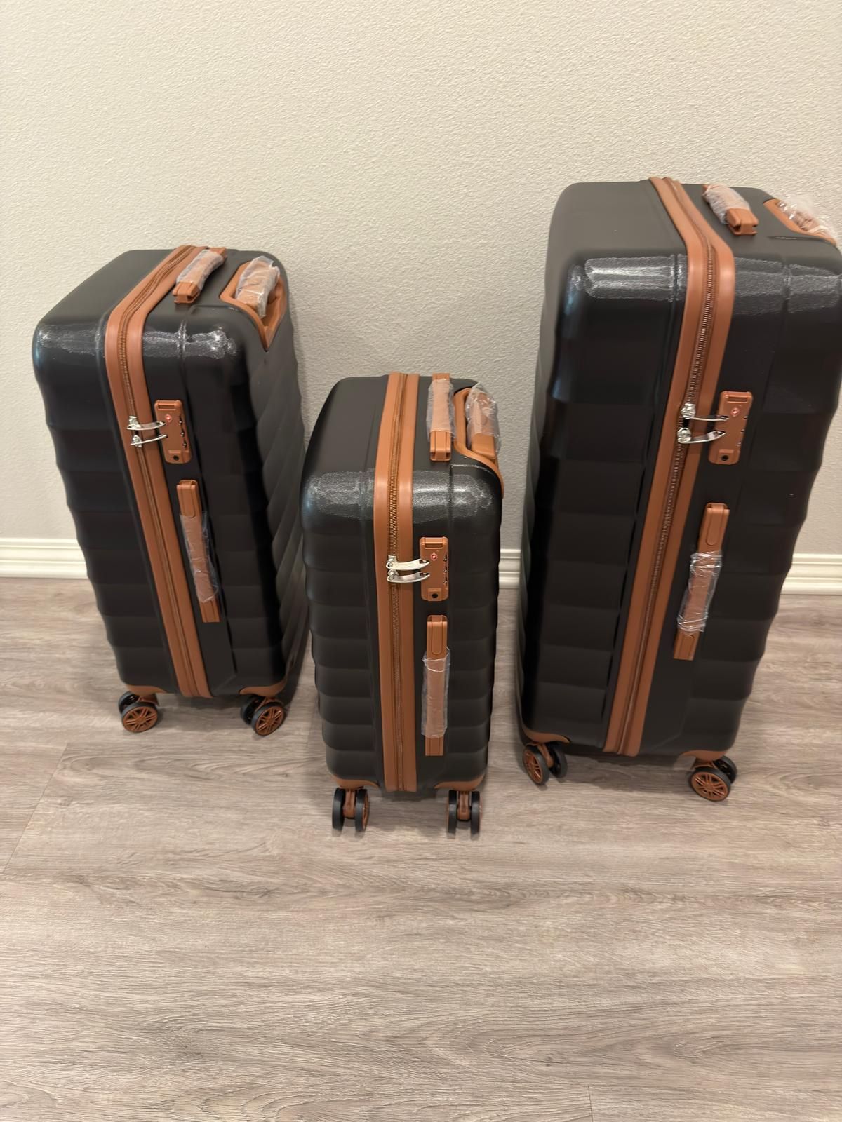 NEW 3 pcs Suitcases Luggage Set Maletas (Never Used)