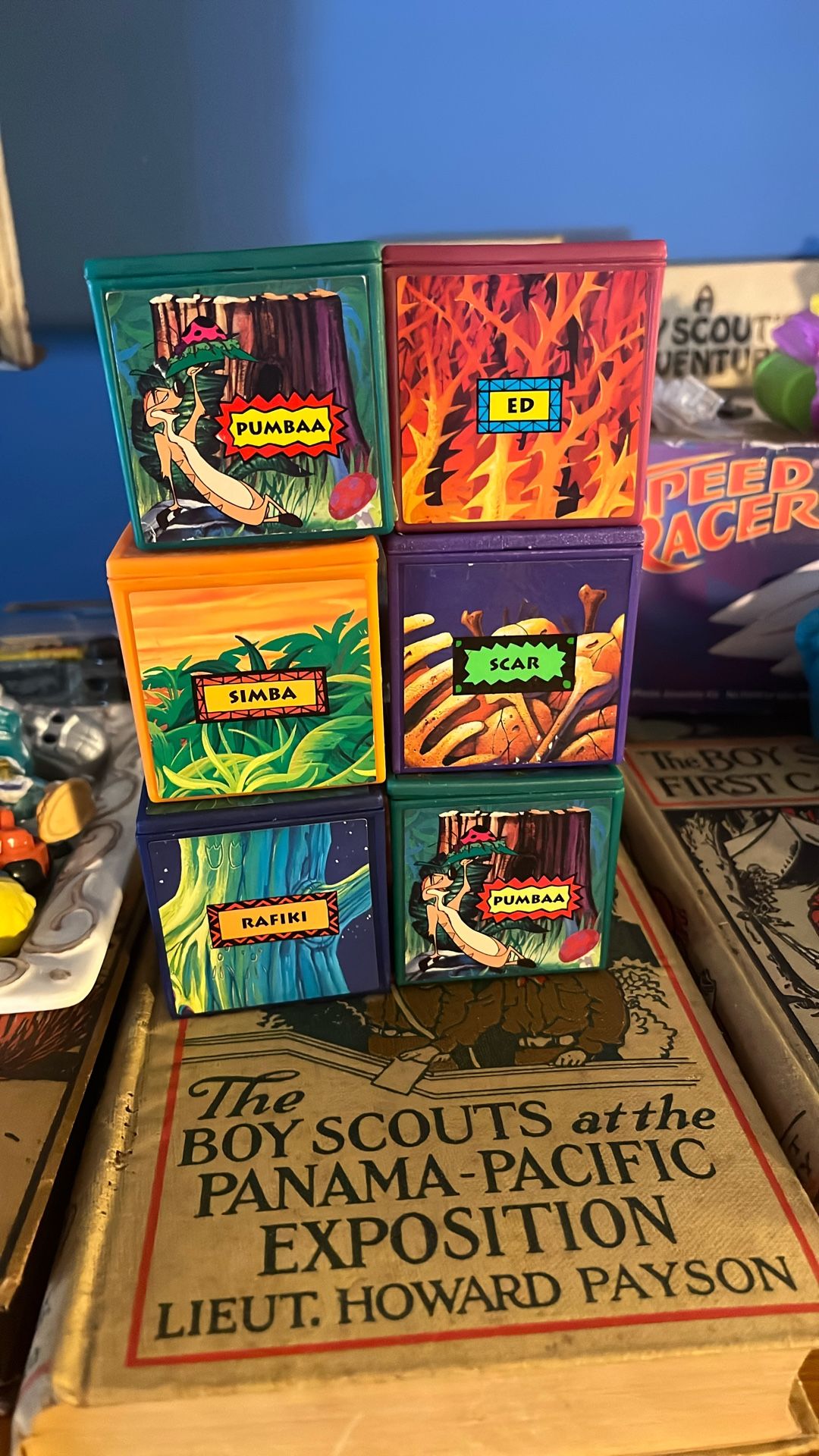 LION KING—-Burger King Fast Food Toy