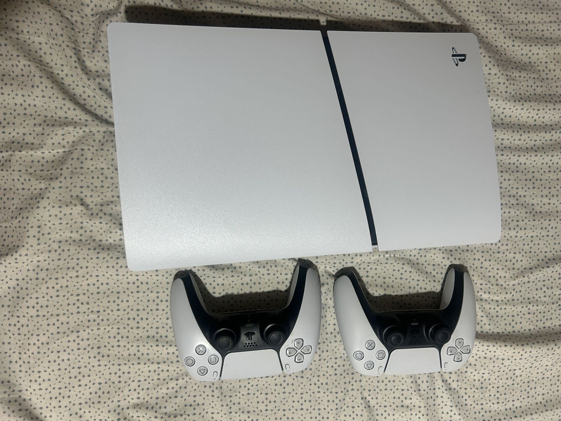 PlayStation 5 With 2 Remotes