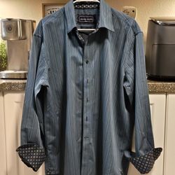 Men's button up dress shirt by David Smith, Australia