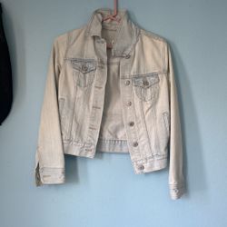 Women’s jean jacket
