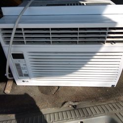 Window Air Conditioner 